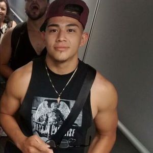 Meet your Posher, Ramiro